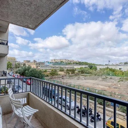 Modern With Sofabed & Balcony In Gzr056